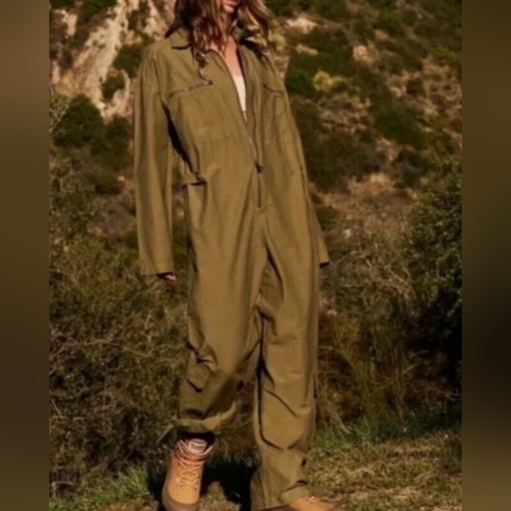 Free People Movement Mesmerize Me Army Green Jumpsuit NEW WITH TAG SIZE- MEDIUM